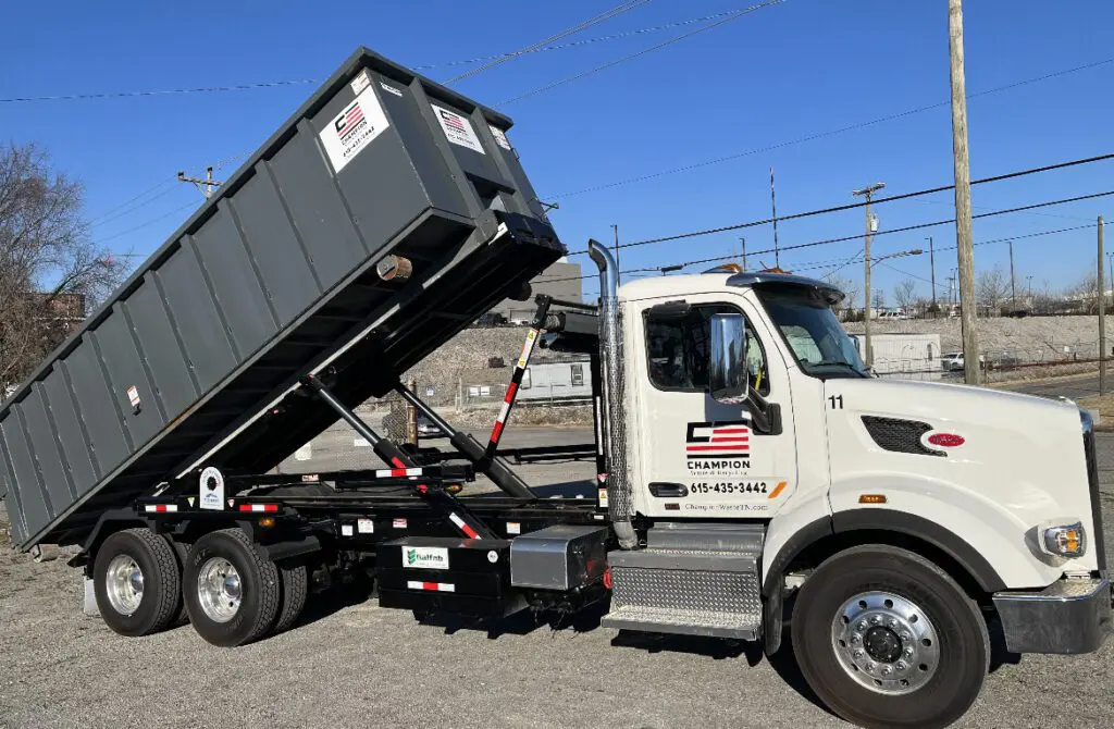 Champion Waste Truck Image 1